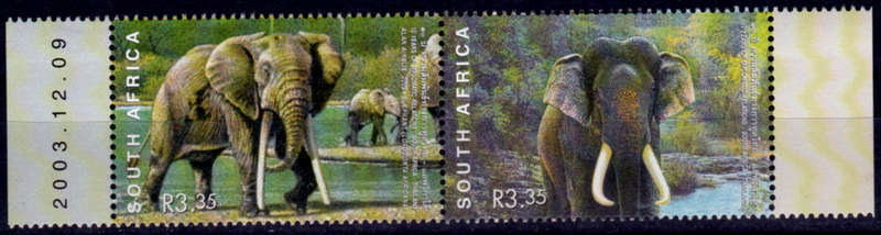 RSA 2003, 9 Dec. 10 YEARS DIPLOMATIC SA THAILAND, setenant strip, MH, CV R 70.00 view scans