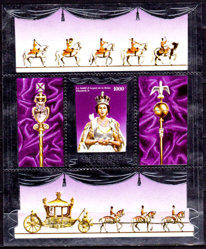 TOGO 1977, 10 Jan. 25th ANNIV REIGN QEII, minisheet, MH CV +/-R 175.00 view scans