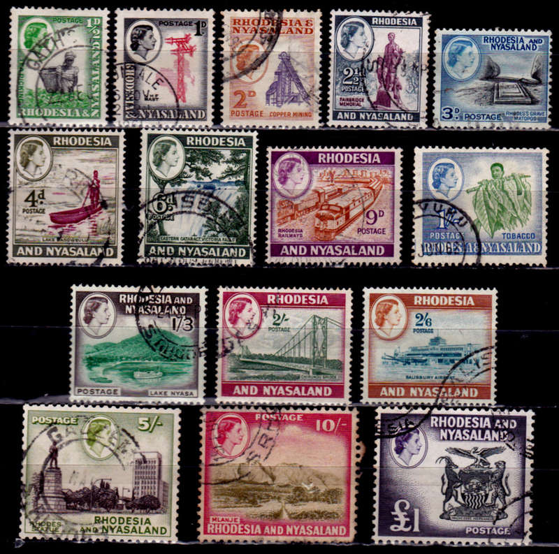 RHODESIA and NYASALAND 1959, 12 Aug - 1962. DEFINITIVE ISSUE, set, UH, CV R 1,650.00 view scans