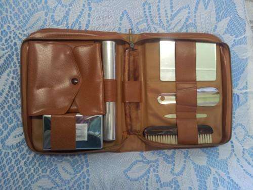 VINTAGE Gentlemen Travel Vanity Grooming Set in "Leather Case"