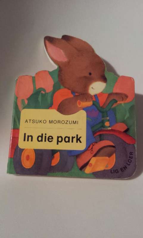 In Die Park 'n Lig en Loer Boekie deur Atsuko Morozumi (104)