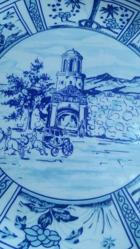 THE HERITAGE COLLECTION' 1679 - 1979 THE CASTLE OF GOOD HOPE TERCENTENARY PLATE