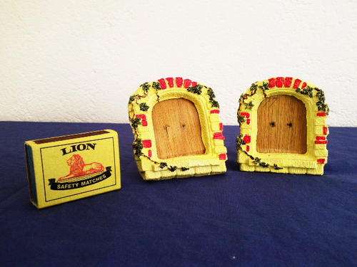 2x mini frames