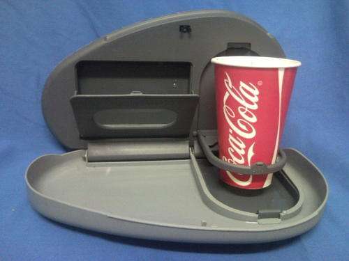Food and Drink Holder in Your Car (Plastic)