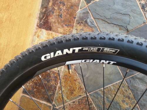 GIANT REVEL ALUXX 6000