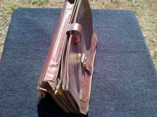 Vintage leather bag