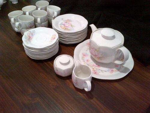 Vintage Constantia Fine china tea set 42pc, serves 12, excelent condition and complete.