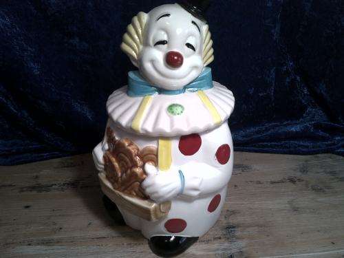 Vintage latge ceramic clown  Cookie Jar