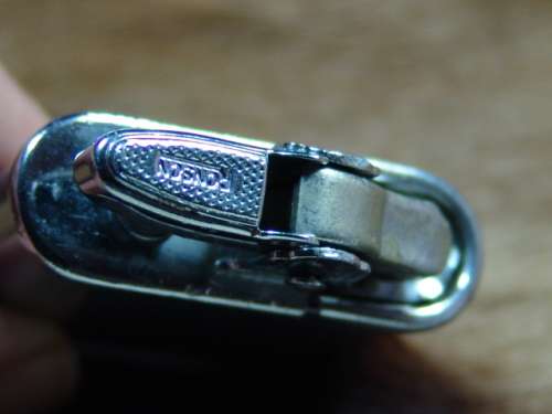 Vintage Ronson Whirlwind chrome metal Lighter - England