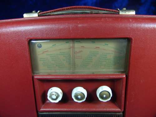 Vintage 1950's Art Deco style Portable Tube Radio - Audiola - Denmark - guaranteed working condition