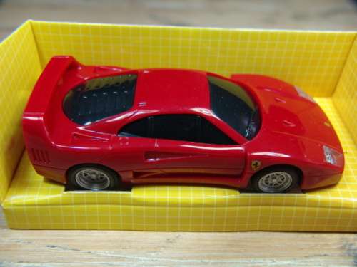 A complete set of 7 Collectable Chell V-Power and Ferrari scale model toy Cars