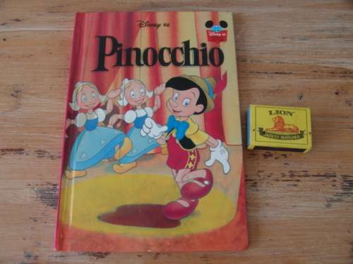 Walt Disney - Afrikaans Childrens Hardcover illustarted Story Book - Pinocchio