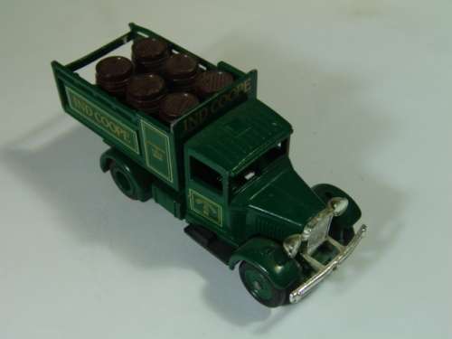Vintage collectable die cast model Car - Days gone by Lledo - 1934 model A Ford Truck