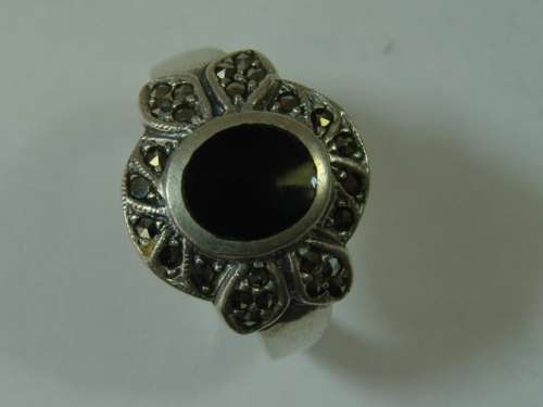 Vintage 925 Silver Art deco Ring with round black Onyx stone