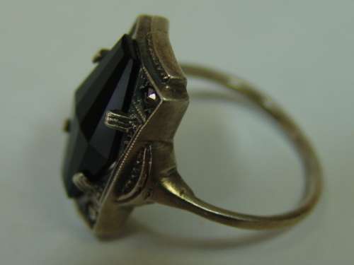 Vintage 935 Silver Art deco Ring with large black Onyx stone
