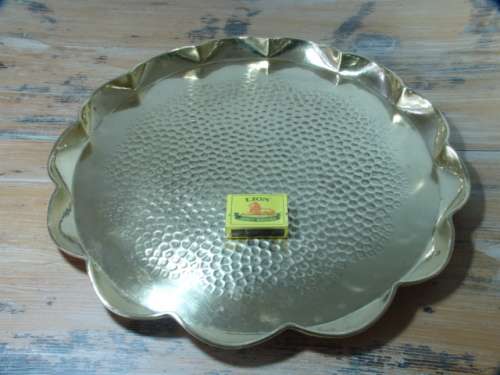 Large vintage round hammered brass Tray, 38cm diam