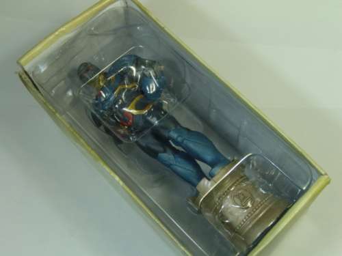 DC Comics Chess collection action figurine, Darkseid, collectable Super hero characterr