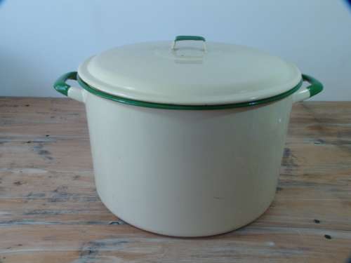 Very Large Enamel Pot with Lid, 38cm diameter x 25cm deep