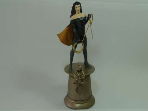 DC Comics Chess collection action figurine, Superwoman, collectable Super hero character