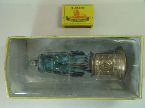 DC Comics Chess collection action figurine, Owlman, collectable Super hero character