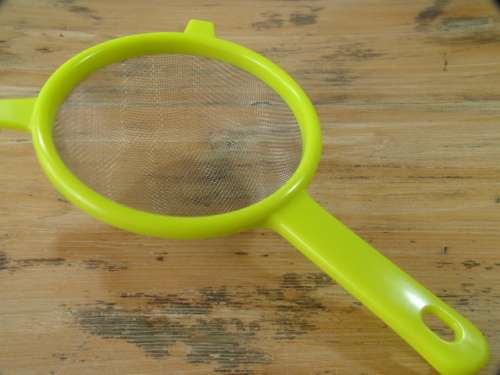 Nickelodeon, Little Cooks collection, Dora the explorer, Bake a yummy, Book, Sprinkler and Sieve