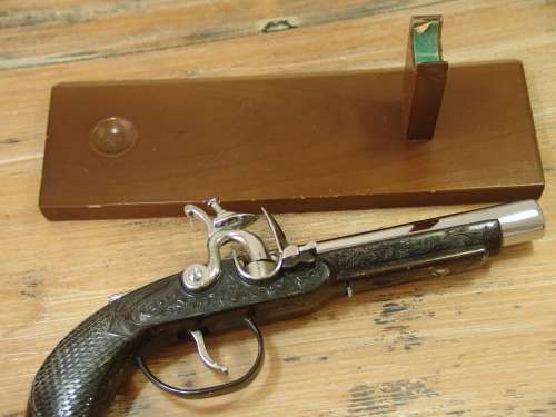 Very rare Derringer Table gas Lighter, metal Gun with wooden stand, early 1950's. Original