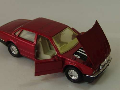 Collectable die cast scale model Car, Matchbox Super Kings, Jaguar XJ 6, 1:32, 1987