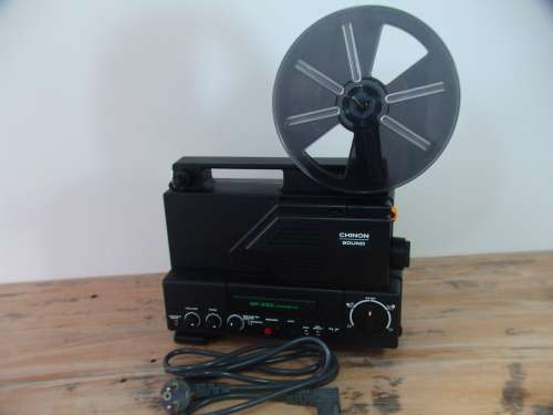 Chinon super 8 Projector Sound SP 330, with original box
