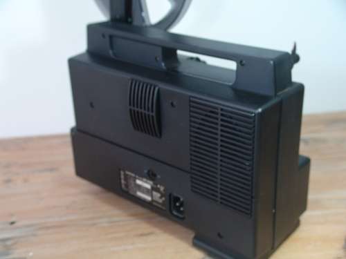 Chinon super 8 Projector Sound SP 330, with original box