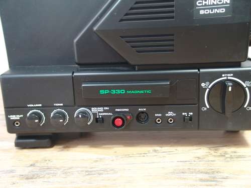 Chinon super 8 Projector Sound SP 330, with original box