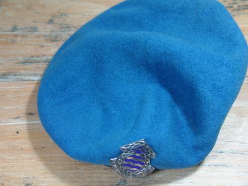 Old SADF Blue Beret with the Fons Sine Qua Non badge, Ordnance corps