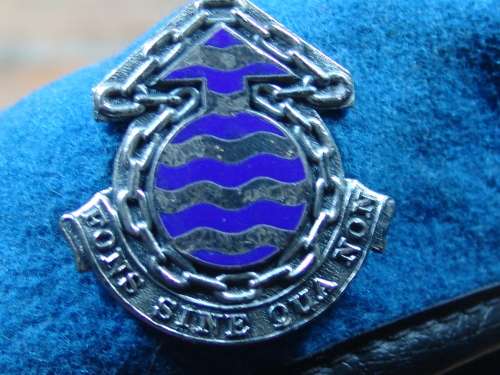 Old SADF Blue Beret with the Fons Sine Qua Non badge, Ordnance corps