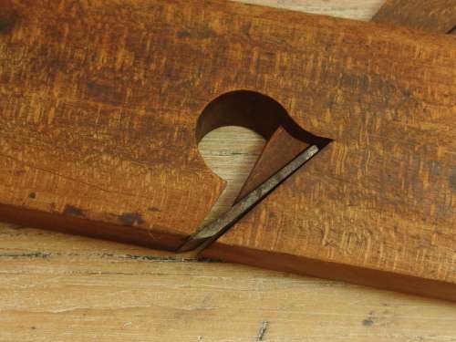 Vintage wooden wood Plane by Preston - 24cm x 8,5cm x 2,5cm