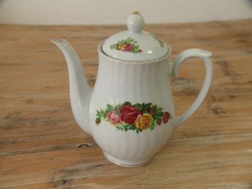 Regent China, English rose, part Tea set - 12piece