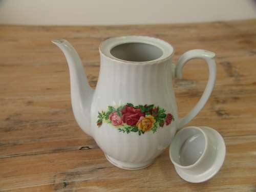 Regent China, English rose, part Tea set - 12piece