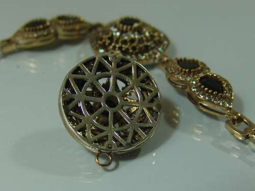 Exquisite Silver and gilded silver Bracelet with matching Pendant set, prestine condition, 27.2grams