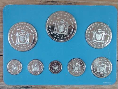 Boxed collectors 1975 Sterling silver Proof Coin set of Belize, 8 coins, 112g, mint condition