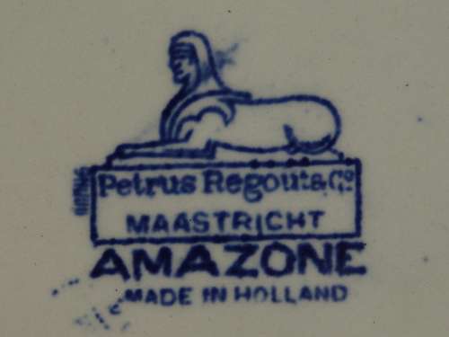 Antique Petrus Regnout Co, Maastricht blue and white, Amazone Charger, Knights Castle Hounds, 26cm