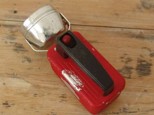 Vintage Eveready No.61 Lantern Flash light, 22cm x 12cm x 10cm