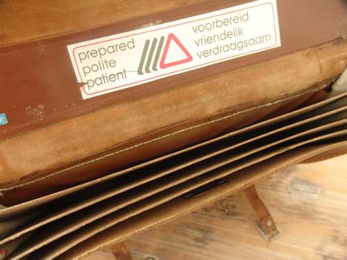 Vintage Sapro genuine leather briefcase, 40cm x 30cm