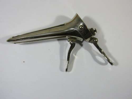 Vintage Medical instrument, 15cm, excellent condition