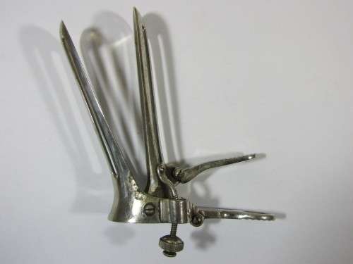 Vintage Medical instrument, 15cm, excellent condition