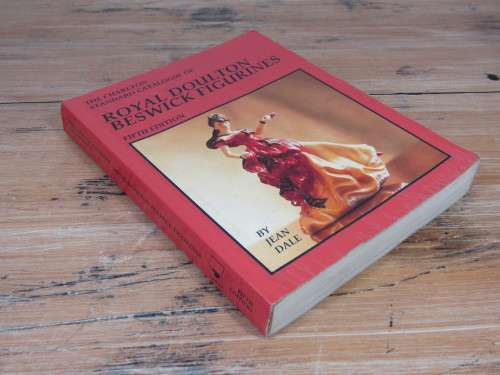 Royal Doulton Beswick figurines by Jean Dale, soft cover, 1996, 444 pages