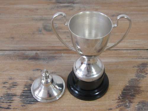 Vintage silver plated Trophy on makelite stand, 16cm