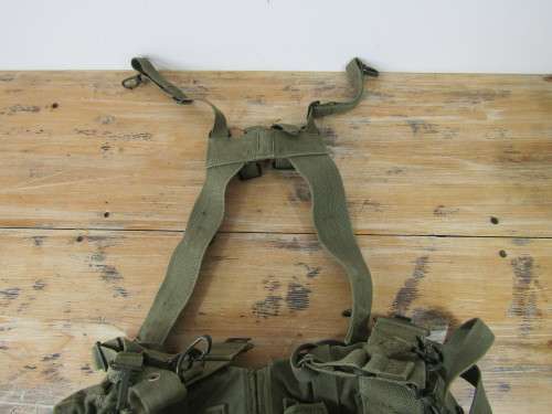 SADF military kidney webbing with shoulder straps, excellent condition