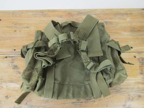 SADF military webbing Backpack complete, 33cm x 35cm, excellent condition