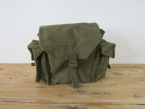 SADF military webbing bag with side pouches, 27cm x 27cm, excellent condition