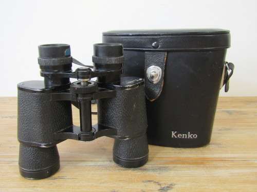 Vintage Kenko Binoculars in original case, working *No reserve auction Now On at Port no.5*
