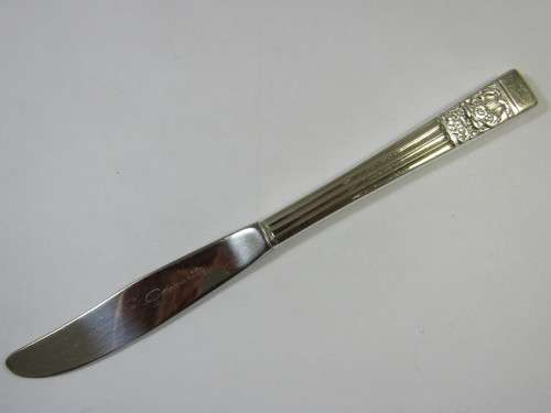 Vintage Oneida Community silverplated 1936 Art Deco Knives, excellent condition, others available