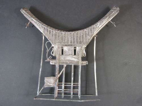 Vintage solid silver Djajapura filigree ornament of a Indonesian long House, 15cm x 15cm, 108g,